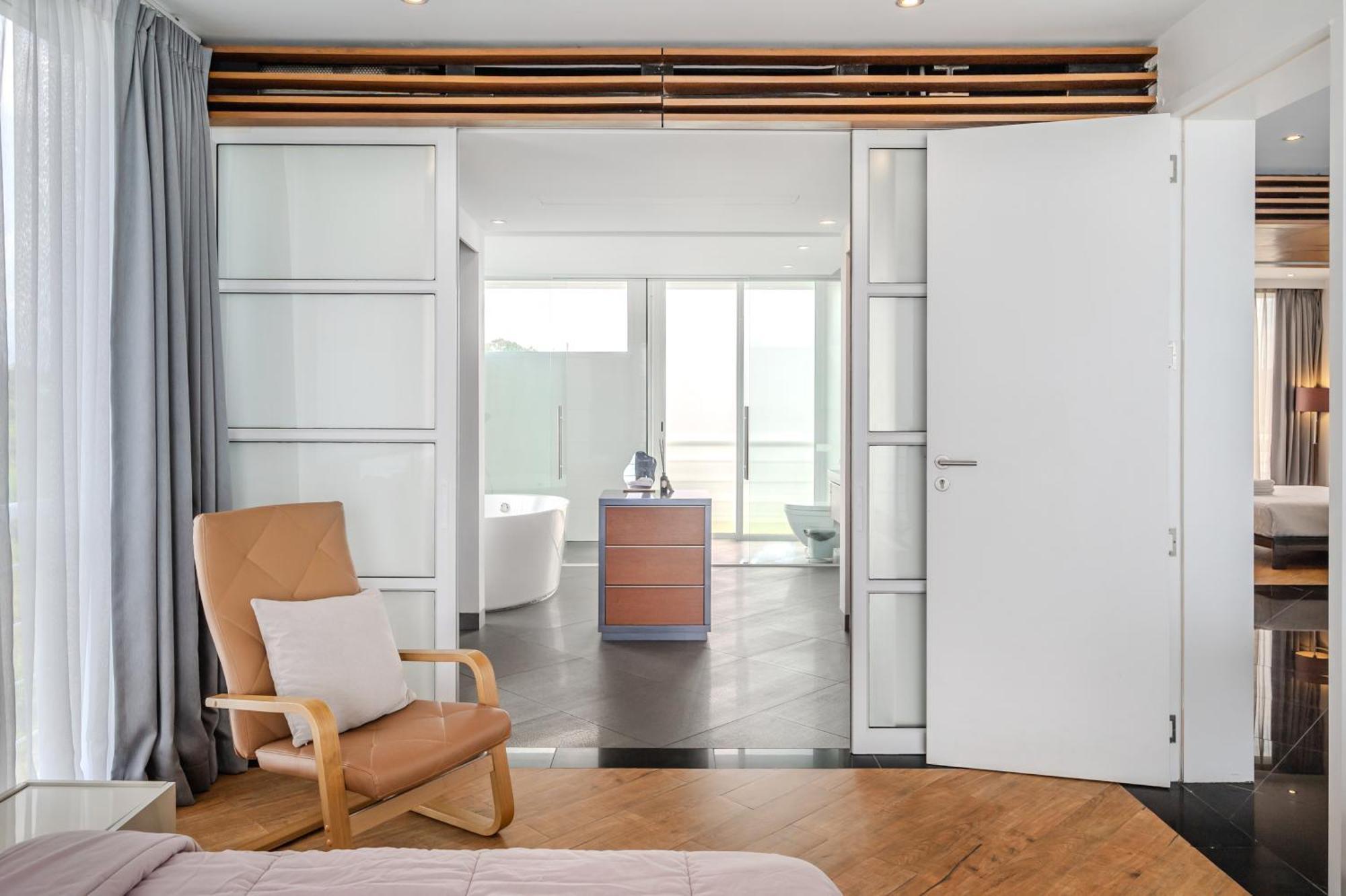Pure Sunset Beach - Ocean View Room, Pattaya Na Chom Thian Extérieur photo