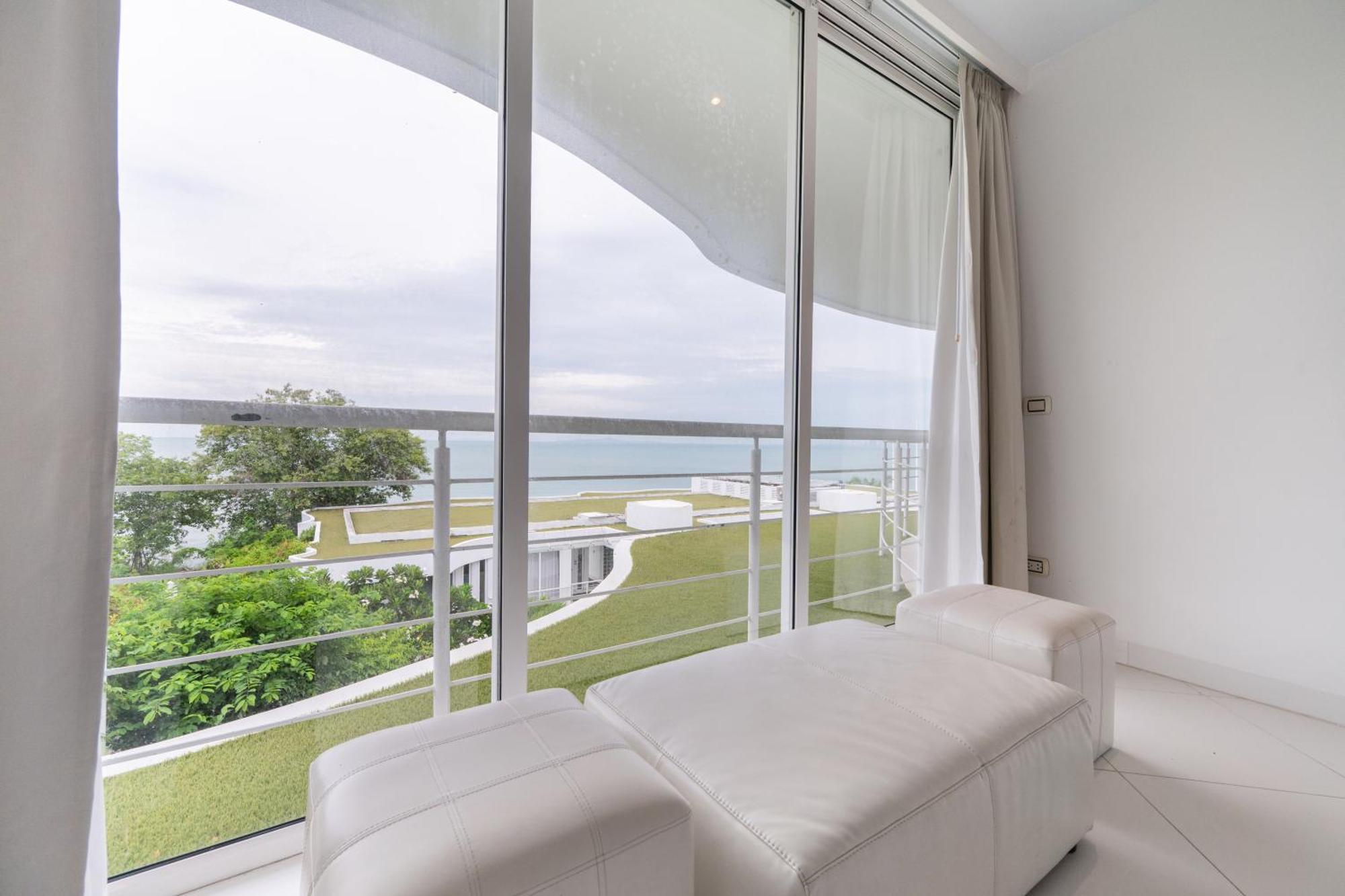 Pure Sunset Beach - Ocean View Room, Pattaya Na Chom Thian Extérieur photo