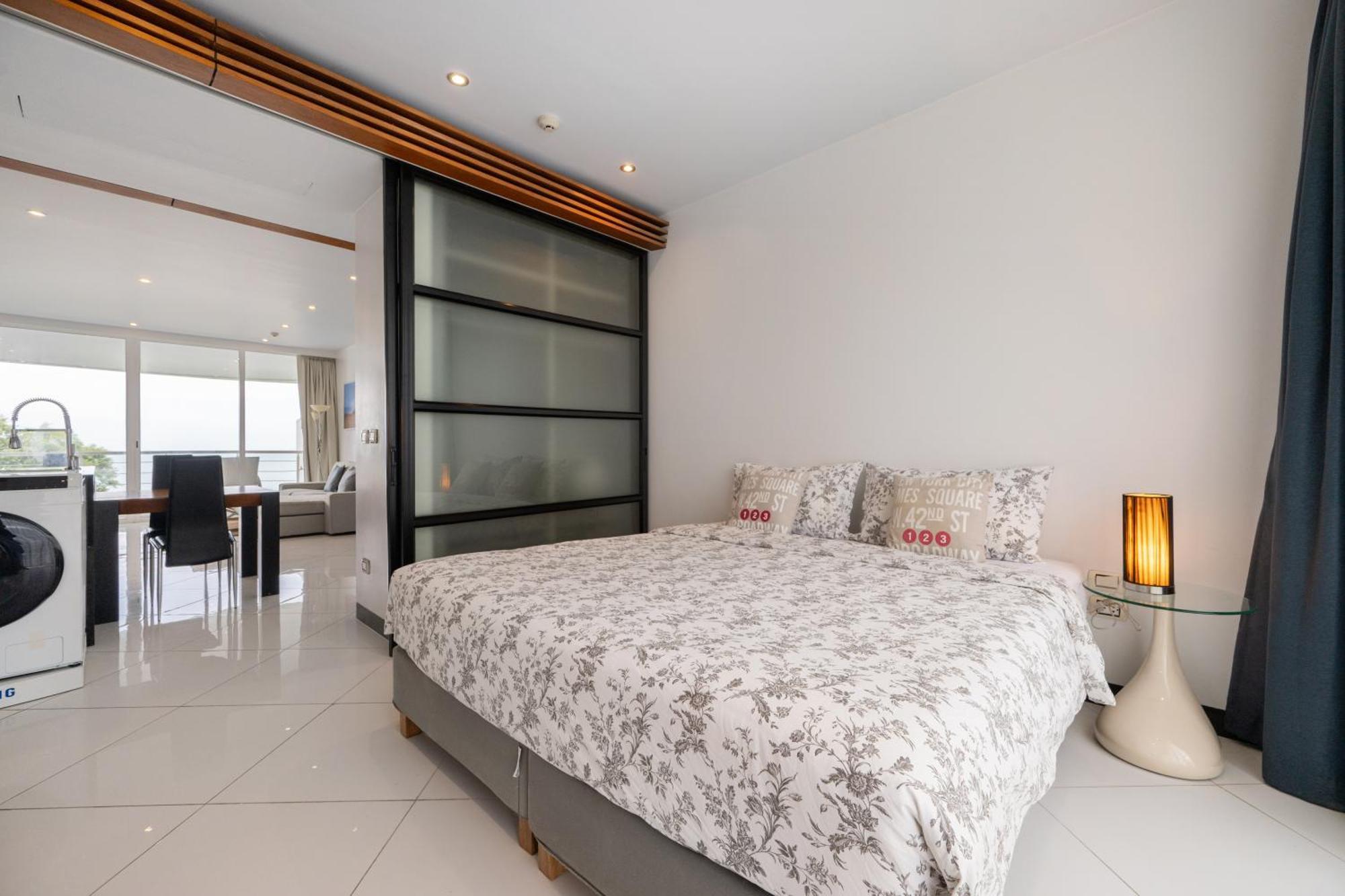 Pure Sunset Beach - Ocean View Room, Pattaya Na Chom Thian Extérieur photo