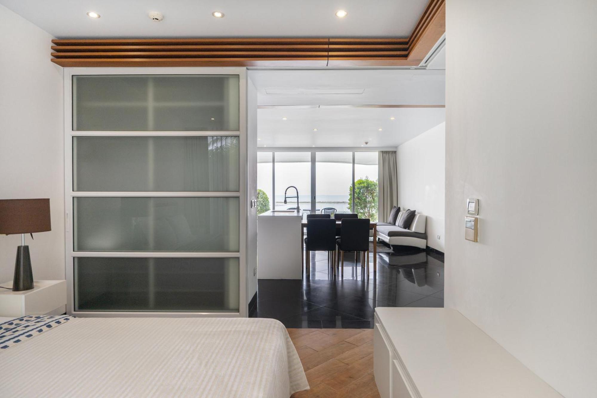 Pure Sunset Beach - Ocean View Room, Pattaya Na Chom Thian Extérieur photo