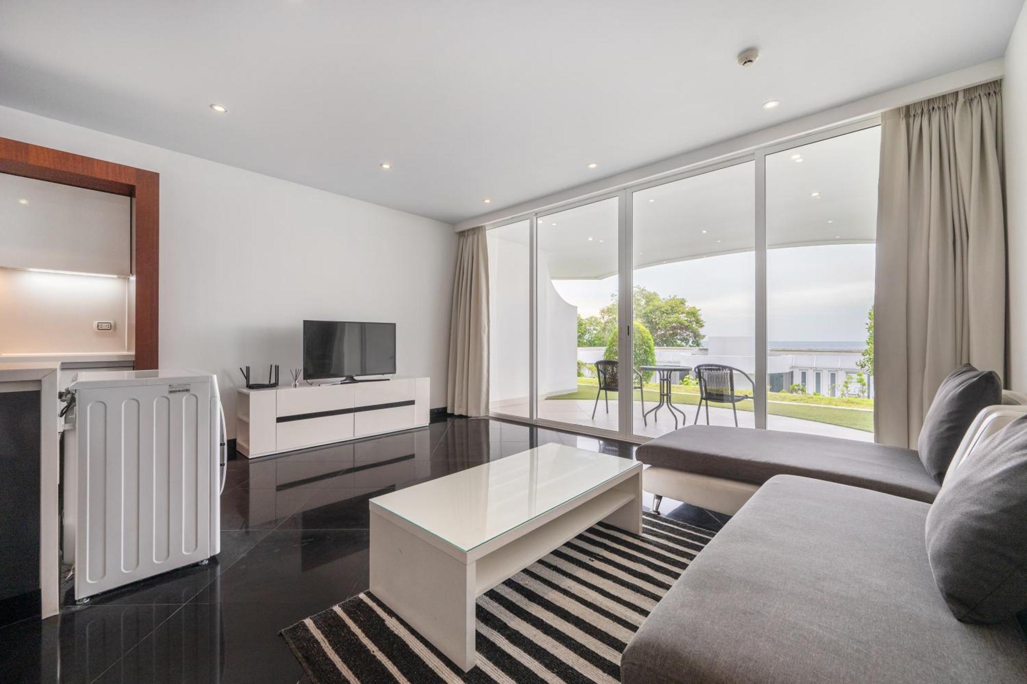 Pure Sunset Beach - Ocean View Room, Pattaya Na Chom Thian Extérieur photo