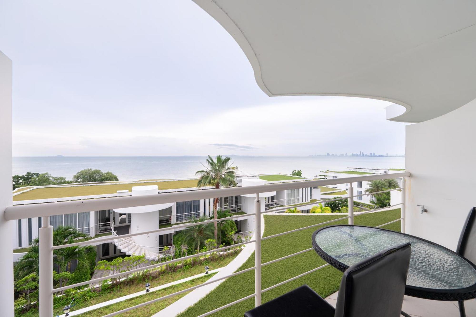 Pure Sunset Beach - Ocean View Room, Pattaya Na Chom Thian Extérieur photo