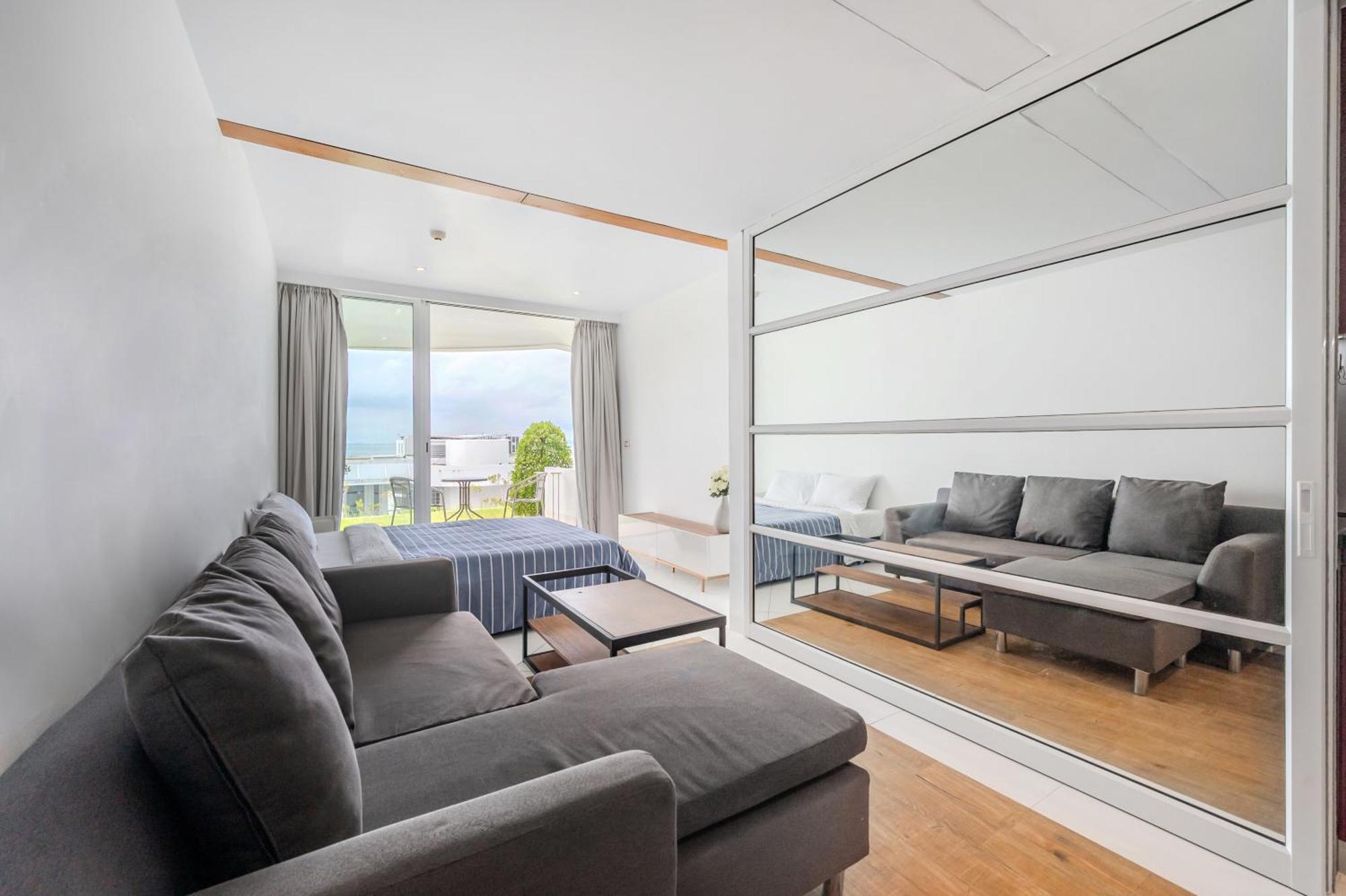 Pure Sunset Beach - Ocean View Room, Pattaya Na Chom Thian Extérieur photo
