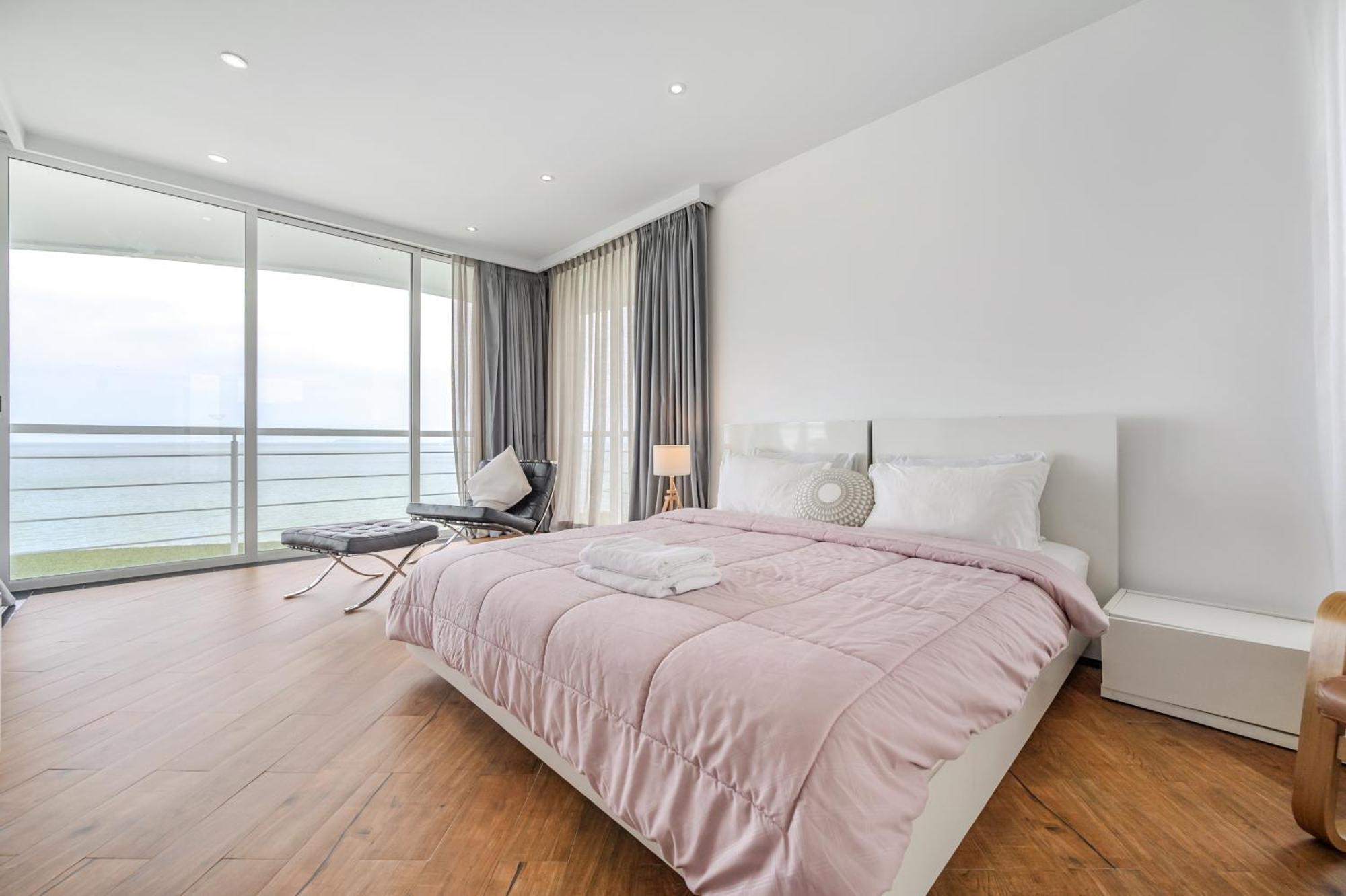 Pure Sunset Beach - Ocean View Room, Pattaya Na Chom Thian Extérieur photo